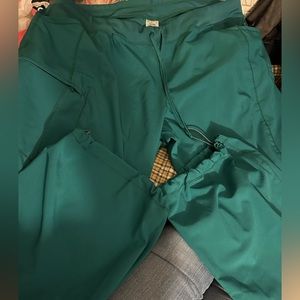 2x infinity scrub pants